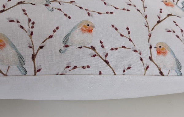 Christmas Robin Cushion Cover 14'' 16'' 18'' 20'' 22'' 24'' 26''